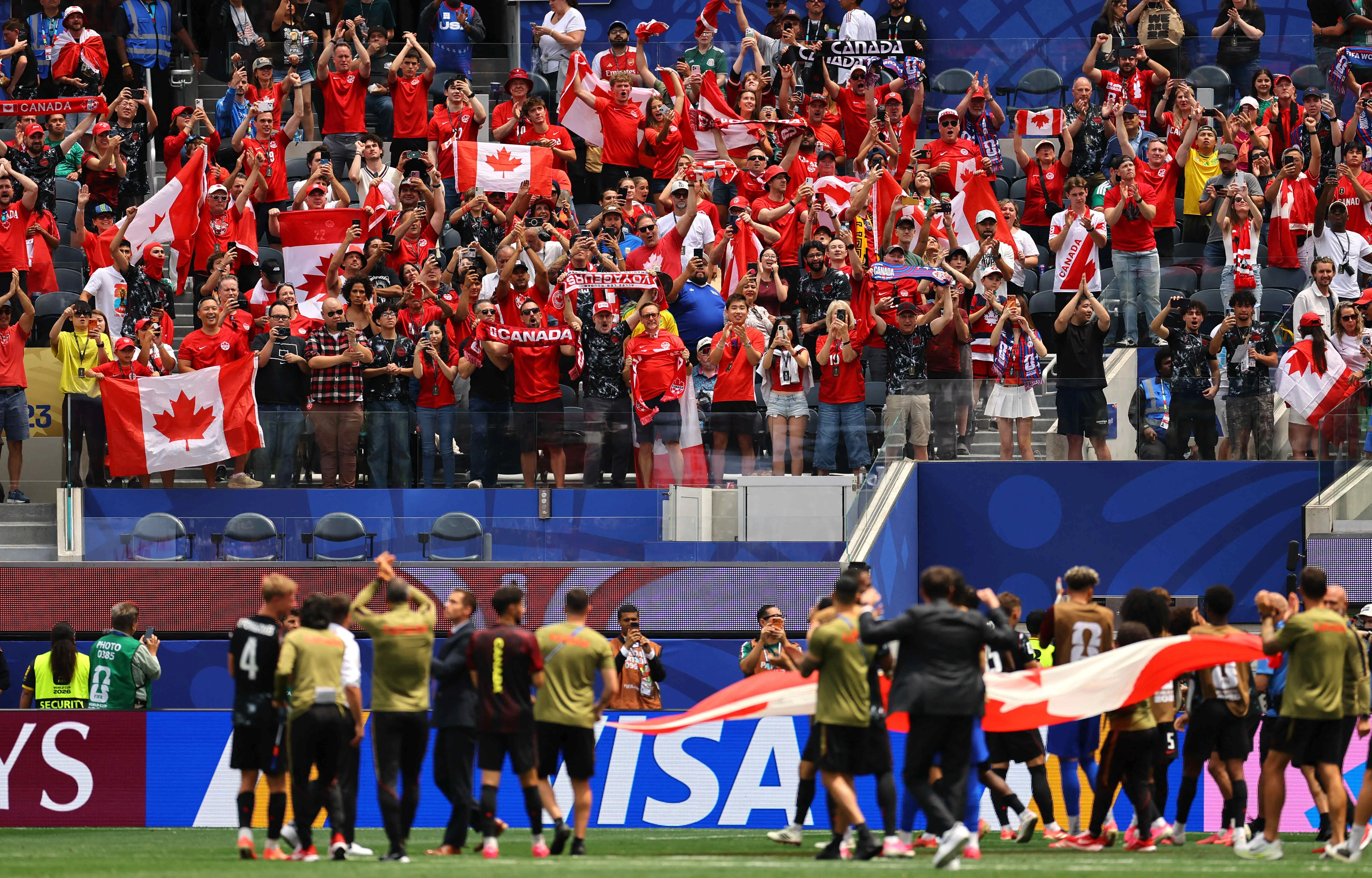 Kanada, 2026 FIFA Dünya Kupası'nda son 16 turuna yükselen ilk ülke oldu