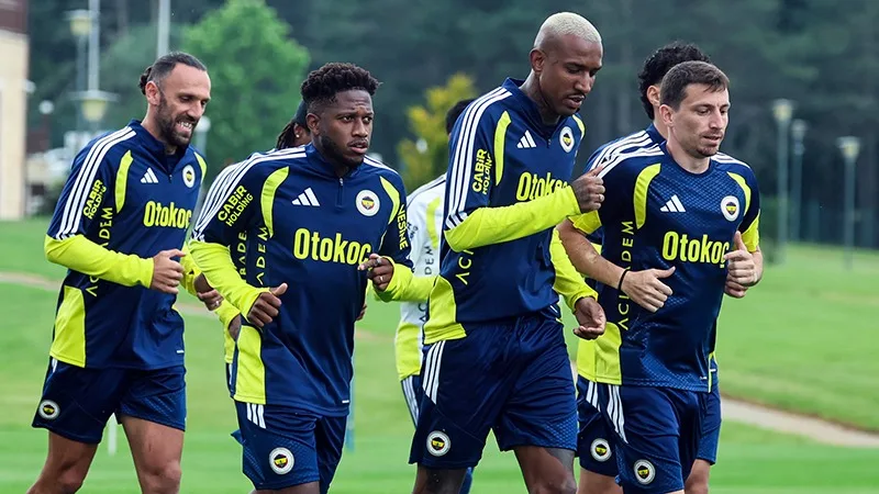 Fenerbahçe'de yeni sezon öncesi sakatlık. Yıldız isim antrenmanı yarıda bıraktı
