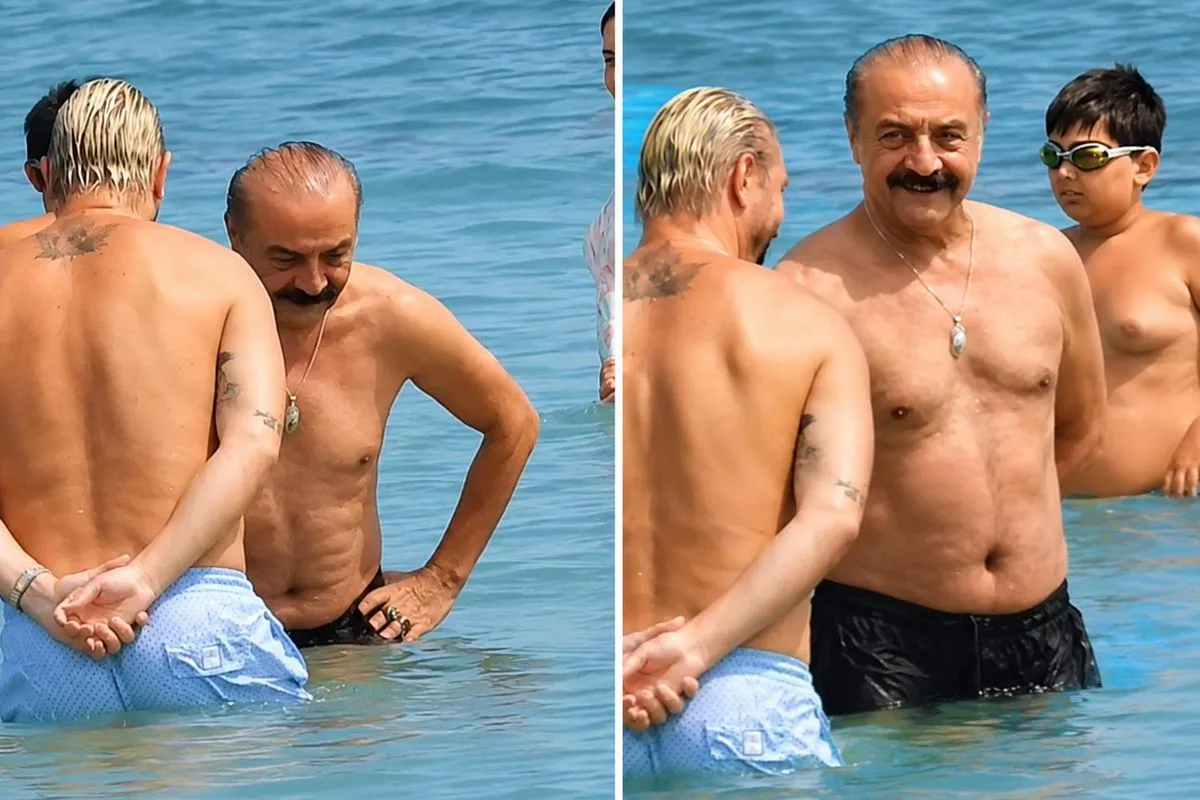 Yılmaz Erdoğan ve Caner Erkin Alaçatı'da denizde halay çekti