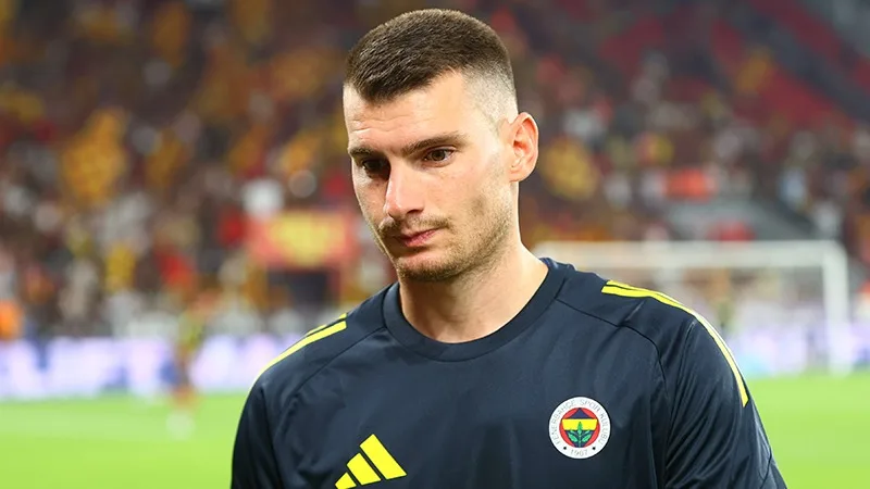 Fenerbahçe'ye geri dönüyor derken ayrılık kapıda. Resmi teklif geldi