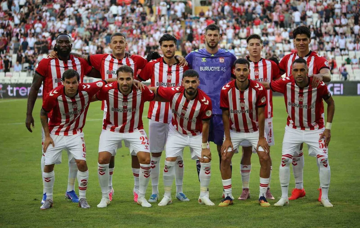 Sivasspor - Erokspor Maçı 0-0 Bitti