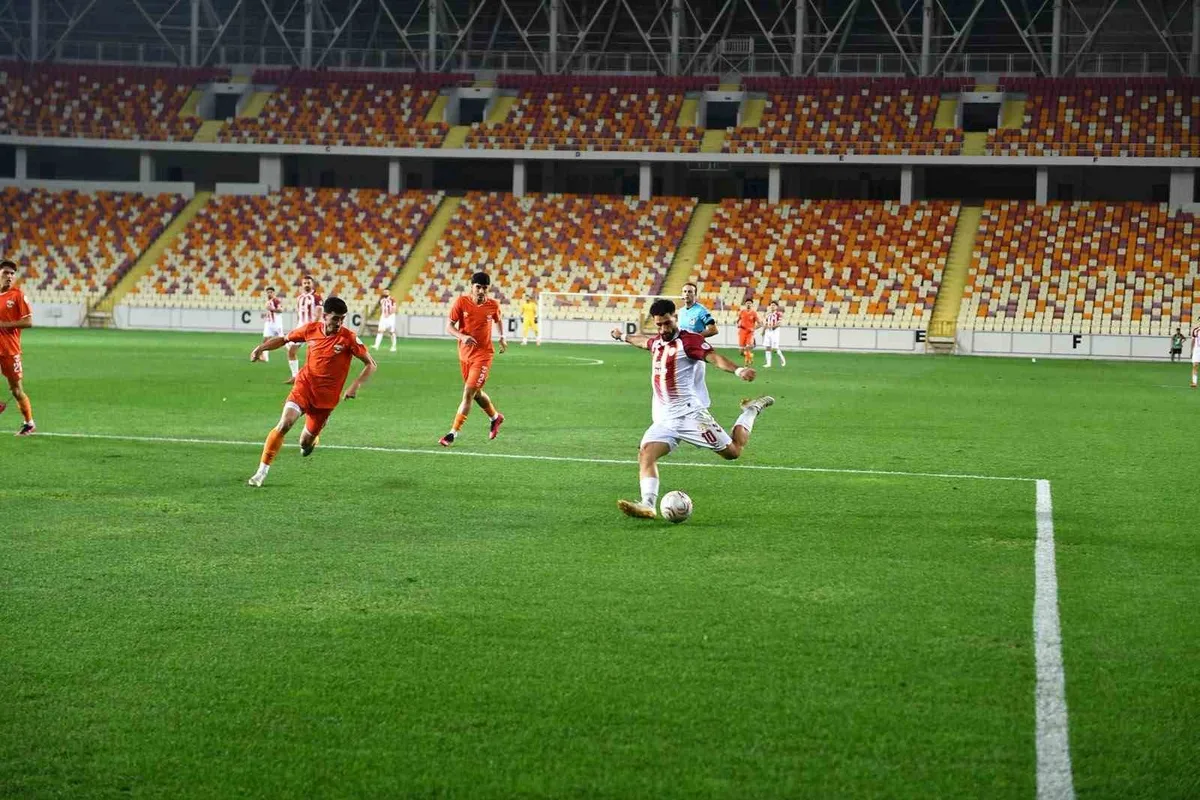 Malatya Yeşilyurt Spor, Adanaspor'u 8-0 yenerek ligde 4'te 4 yaptı